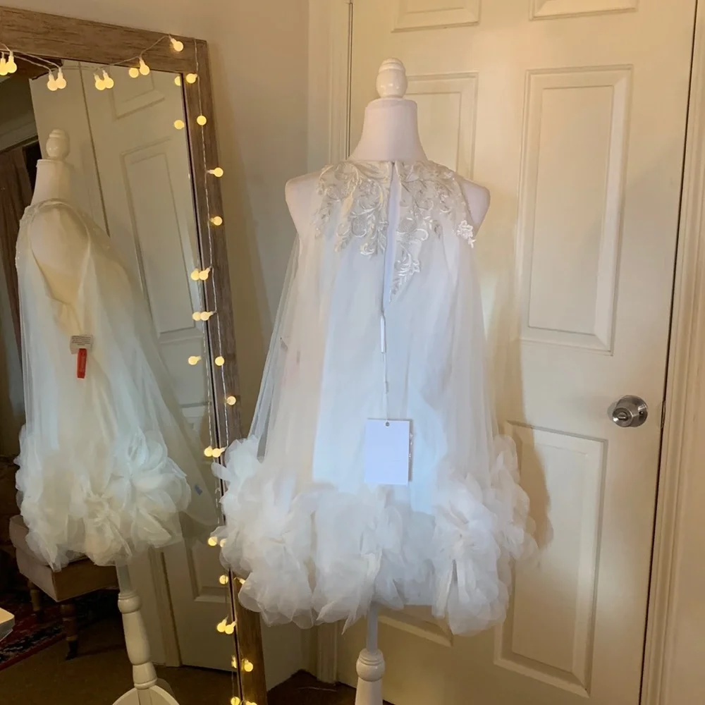 Mac Duggal White Floral Appliqué Tulle Cocktail Dress - Picture 13 of 16